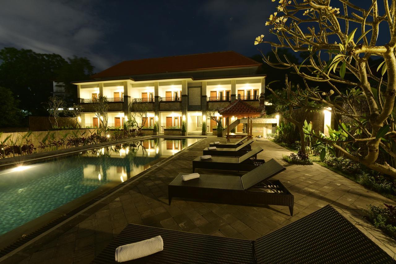 Hotel Le Lima Kuta Lombok Exterior foto