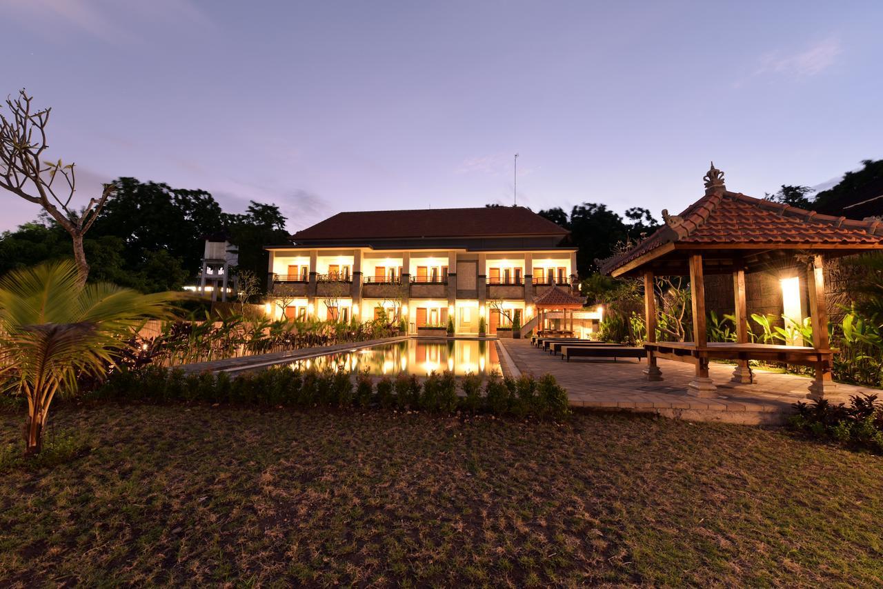 Hotel Le Lima Kuta Lombok Exterior foto